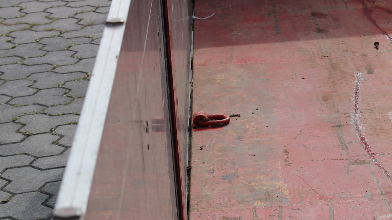 AB-Mulde im Einsatzbetrieb